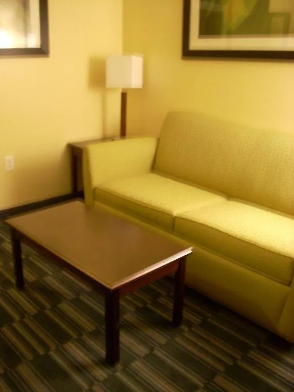 Days Inn & Suites By Wyndham Ozone Park/Jfk Airport New York 2*,